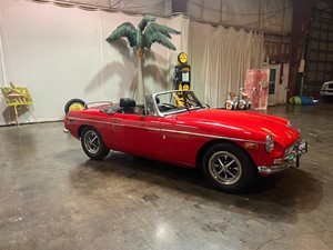 Picture of a 1974 MG MG B Roadster