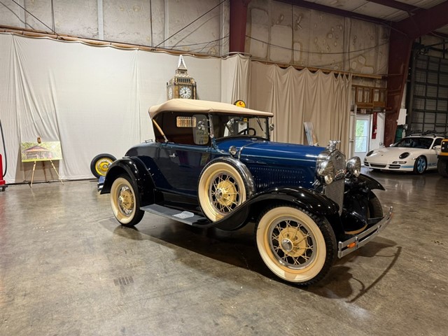 Picture of a 1931 Ford Model A Roadster