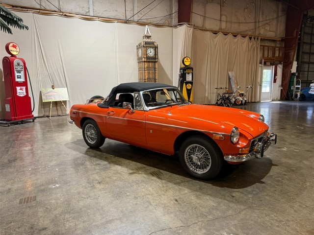 Picture of a 1973 MG B Roadster