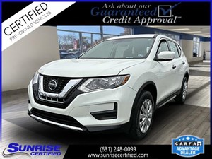 Picture of a 2019 Nissan Rogue AWD S