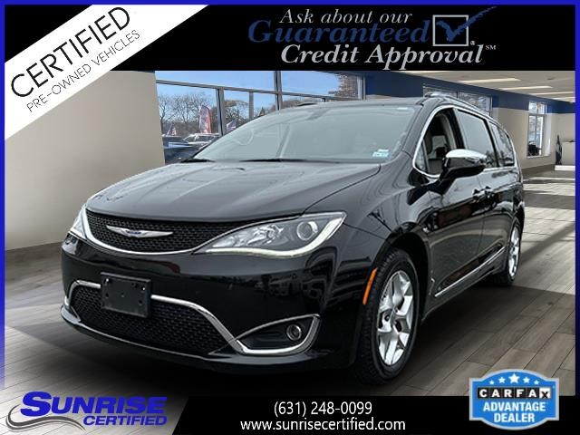 Chrysler Pacifica Limited FWD in West Babylon
