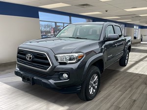 2016 Toyota Tacoma 4WD Double Cab V6 AT SR5 (Natl) for sale by dealer