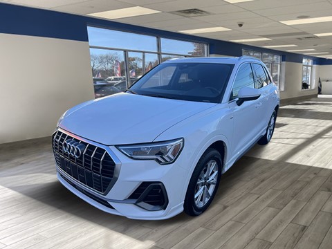 2023 Audi Q3 S line Premium 45 TFSI quattro