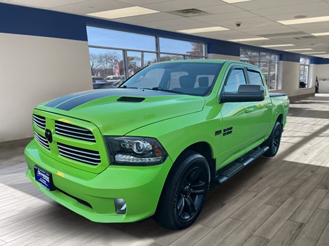 2017 Ram 1500 4WD Crew Cab 140.5 Sport