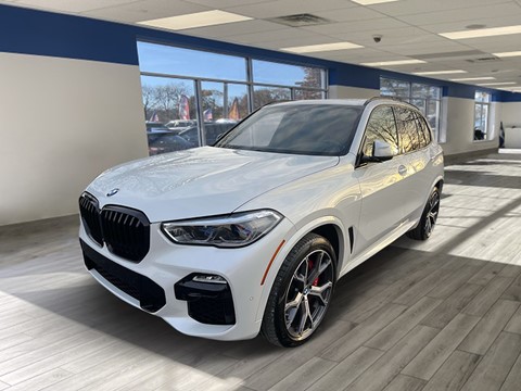 2021 BMW X5 xDrive40i M PACKAGE Sports Vehicle With 3RD row seat