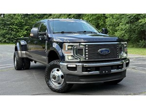 2022 Ford F-350 Super Duty Lariat 4x4 4dr Crew Cab 8 ft. LB DRW Pickup