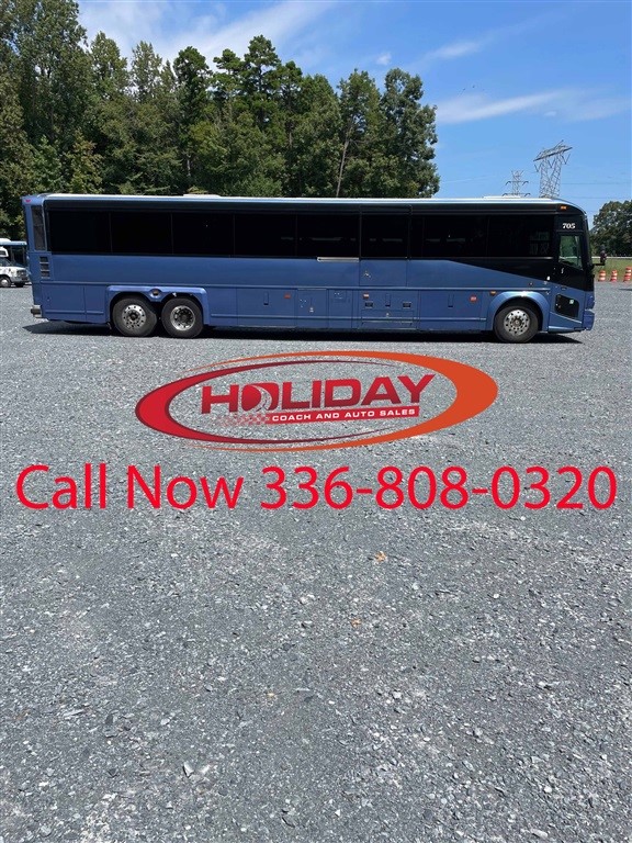 Picture of a used 2008 MCI D4505