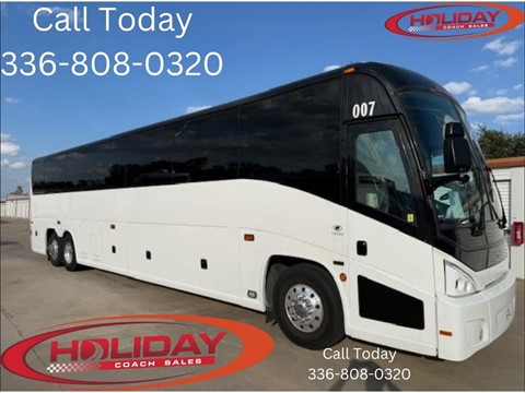 2007 MCI J4500 `