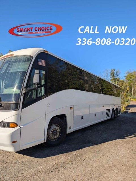 2003 MCI J4500