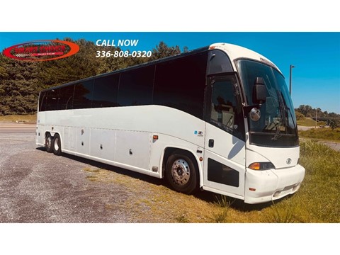 2005 MCI J4500