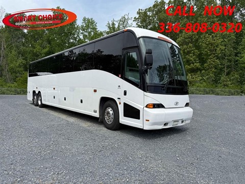 2012 MCI J4500