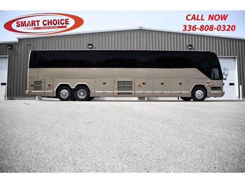 2005 Prevost H3-45