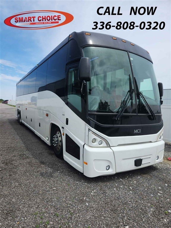 MCI J4500 at Smart Choice Coach Sales