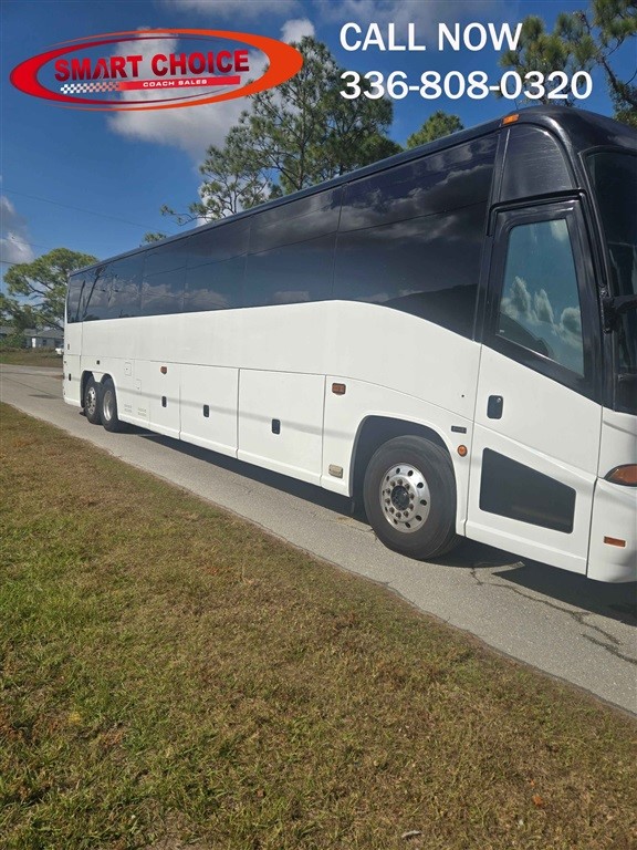 MCI J4500 at Smart Choice Coach Sales