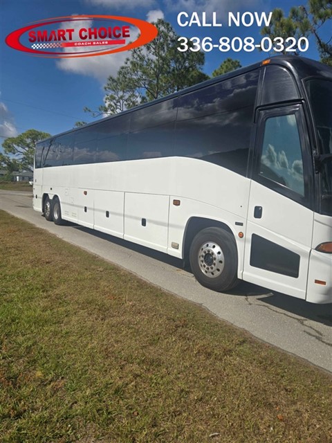 2010 MCI J4500