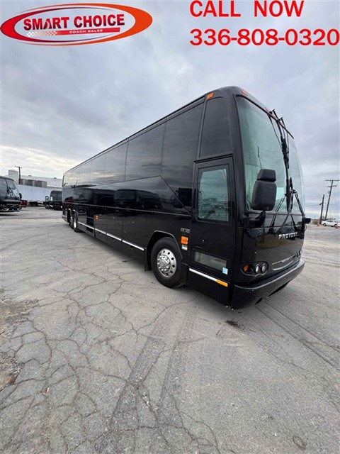 2005 Prevost H3-45