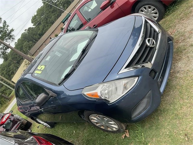 NISSAN VERSA S/S PLUS/SV/SL in Snow Hill