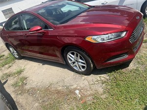 Picture of a 2015 FORD FUSION SE