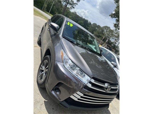 Toyota Highlander LE Plus FWD V6 in Snow Hill