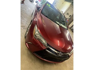 Picture of a 2015 Toyota Camry SE