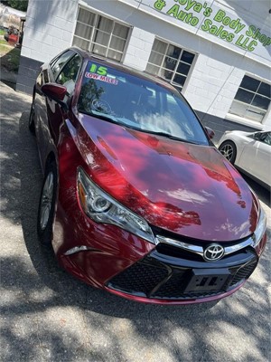 2015 Toyota Camry SE for sale by dealer