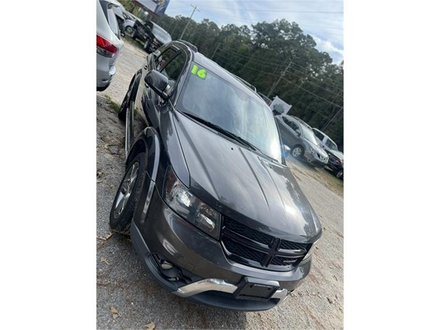 Dodge Journey Crossroad AWD in Snow Hill