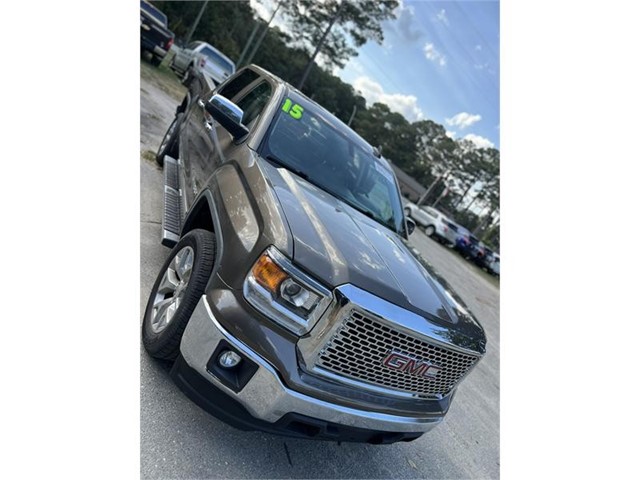 GMC Sierra 1500 SLT Crew Cab Long in Snow Hill