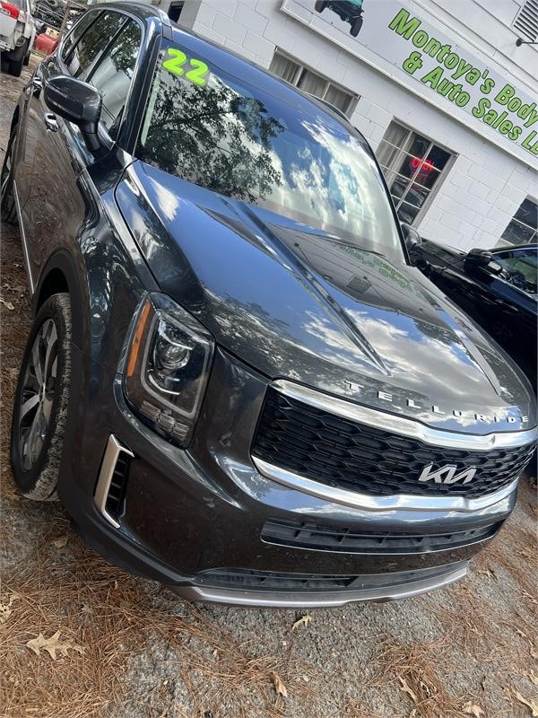 Kia Telluride S AWD in Snow Hill