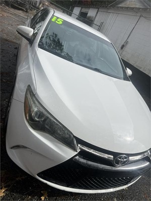 2015 Toyota Camry SE for sale by dealer