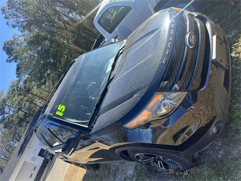 2015 Ford Explorer Sport's photo
