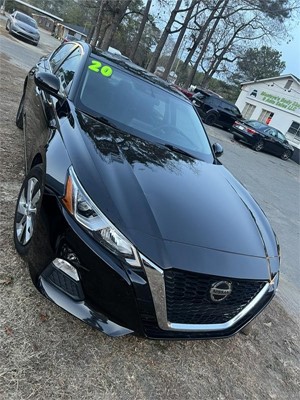 Picture of a 2020 Nissan Altima 2.5 S