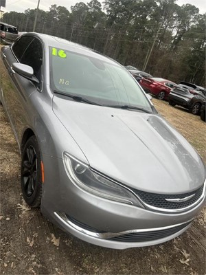 Picture of a 2016 Chrysler 200 Limited