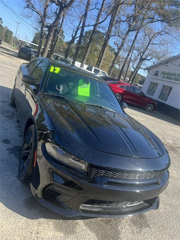 Dodge Charger SE in Snow Hill