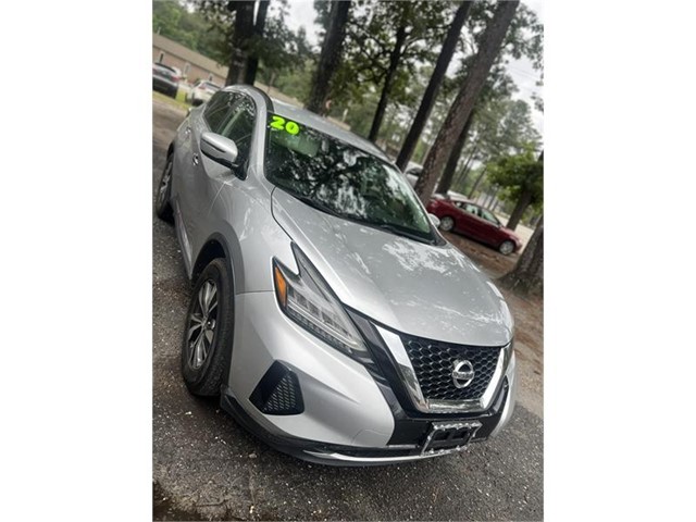 Nissan Murano SV AWD in Snow Hill