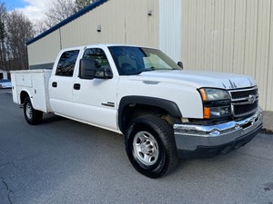 Picture of a 2006 Chevrolet Silverado 2500HD Work Truck Crew Cab Long Bed 2WD