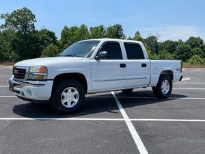 Picture of a 2006 GMC Sierra 1500 SL Crew Cab 4WD