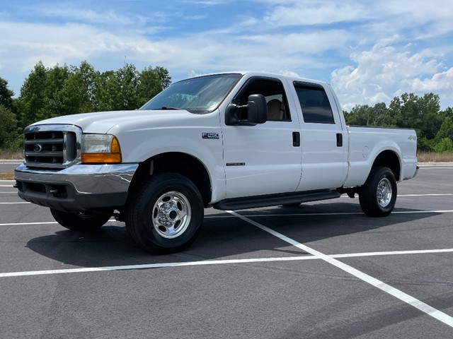 Ford F-250 SD Lariat Crew Cab Short Bed 4WD in Garner
