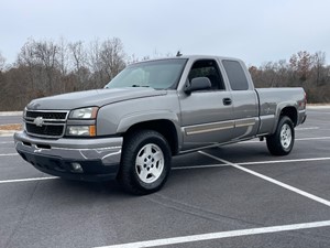 Picture of a 2006 Chevrolet Silverado 1500 LT1 Ext. Cab 4WD
