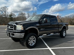 Picture of a 2006 Ford F-350 SD Lariat Crew Cab 4WD