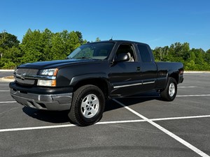 Picture of a 2004 Chevrolet Silverado 1500 Z71 Ext. Cab Short Bed 4WD