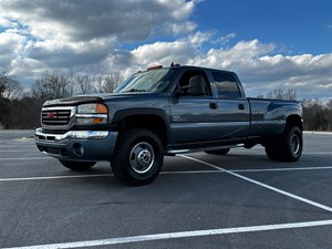 Picture of a 2007 GMC Sierra Classic 3500 SLT Crew Cab 4WD DRW