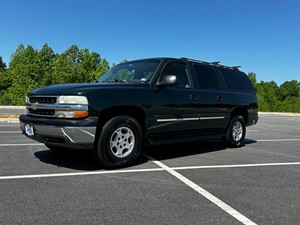 Picture of a 2004 Chevrolet Suburban 1500 4WD