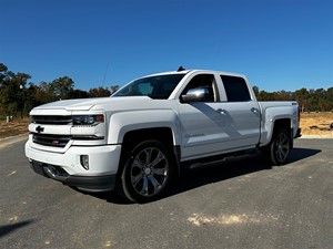 Picture of a 2016 Chevrolet Silverado 1500 LTZ Crew Cab 4WD