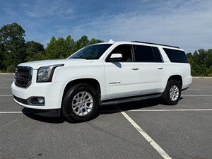 Picture of a 2017 GMC Yukon XL SLE 4WD