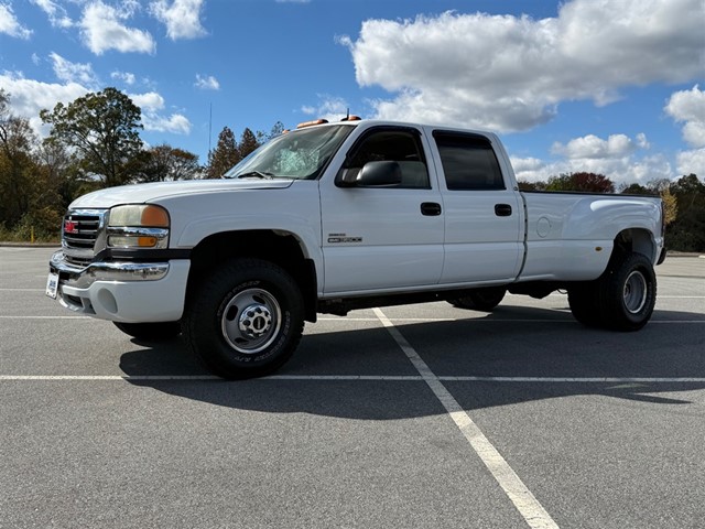 GMC Sierra 3500 SLE Crew Cab 4WD in Garner