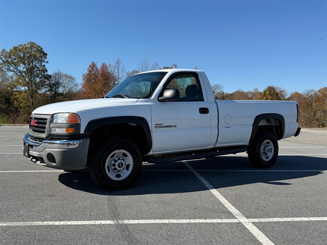 GMC Sierra 2500HD SLE 2WD in Garner