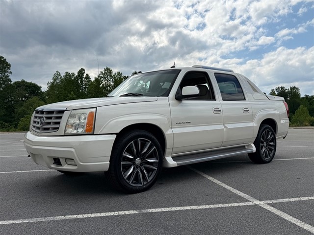 Cadillac Escalade EXT Sport Utility Truck in Garner