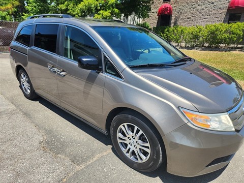 2013 Honda Odyssey EX-L w/ Navigation