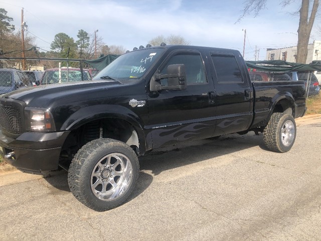 Ford F-350 SD XLT Crew Cab Long Bed 4WD in Raleigh