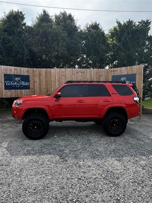 Picture of a 2015 TOYOTA 4RUNNER TRD PRO